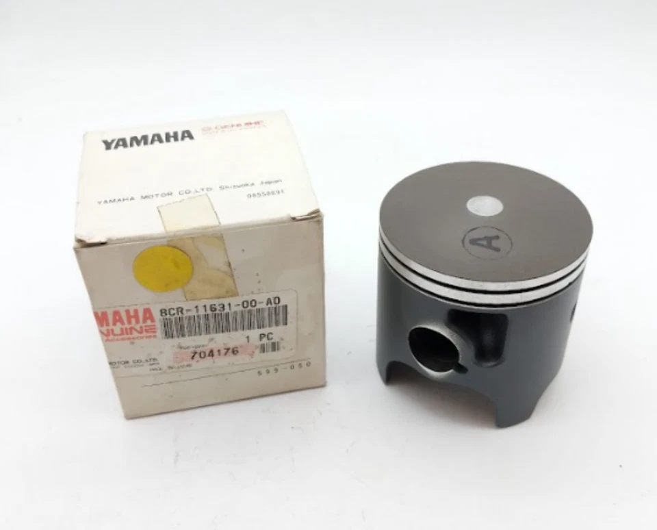 YAMAHA 8CR-11631-10-D0 NUEVO PISTÓN OEM 1997-99 VX500/600 8CR-11631-00-A0 Foto 1 de 4