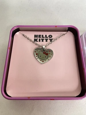 Collar de cadena de acero inoxidable colgante corazón rojo Hello Kitty con caja de regalo Foto 1 de 4