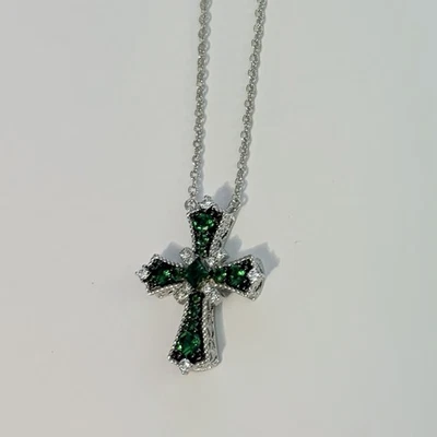 Collar Judith Ripka Cromo Diópsido, Circonita cúbica, Plata, Cruz Colgante, 18”+2”=20” TTL Foto 1 de 4