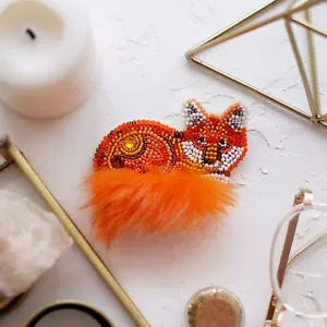 DIY Jewelry Making Kit Pin Brooch "Redtail" Handmade Brooches Beadwork Vintage - Picture 1 of 3
