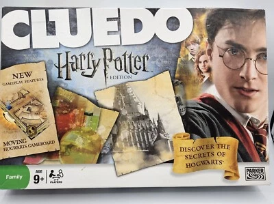 Harry Potter Cluedo Discover The Secrets of Hogwarts Parker 2008 Complete  - Image 1 of 4