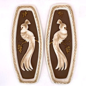 Par de placas de pared vintage de yeso de tiza pájaro pavo real de 15" por 6" cada una - Imagen 1 de 11