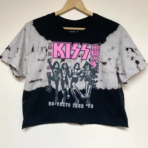KISS concert Bleached cut off t-shirt 2019 US-Tokyo Tour ‘78 Sz L womens - Picture 1 of 9