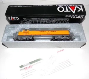 KATO HO Scale EMD SD45 37-1717 Union Pacific Cab #3633 EN CAJA NUEVO EN CAJA DCC Listo - Imagen 1 de 4