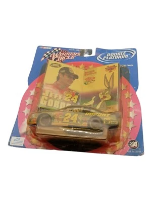 Winner's Circle 2001 doble platino 1:43 Jeff Gordon #24 Dupont Bugs Bunny Foto 1 de 3