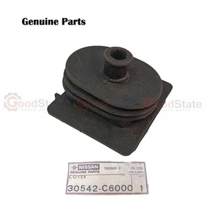 GENUINE Nissan Patrol Safari 160 MQ MK Clutch Release Lever Dust Cover Boot - Picture 1 of 2