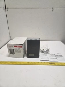 Honeywell Tradeline L8148J 1009 Aquastat Relay - Picture 1 of 8