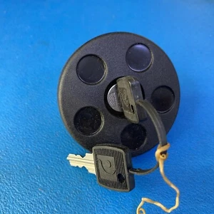 Bloccaggio tappo carburante/benzina (non ventilato) per Ford Granada 1983-89 - Foto 1 di 3
