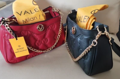 Valentino Rose Monog. Bandolera de hombro de cuero en relieve con logotipo Matelasse nueva con etiquetas Foto 1 de 4