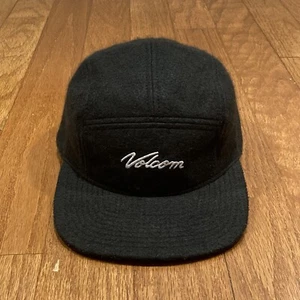 Volcom 5 Panel Hat Men's Strapback Felt Black Embroidered Logo Acrylic | EUC!!! - Picture 1 of 11