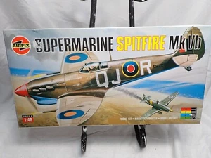Airfix Supermarine Spitfire Mk Vb 04100 Model Airplane Kit 1:48 New Humbrol - Picture 1 of 2