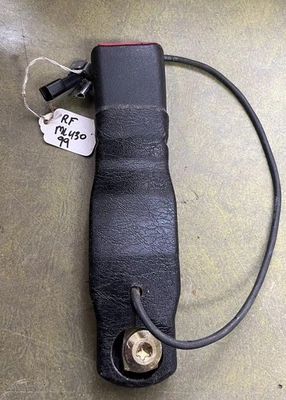 99 Mercedes Benz MB ML430 Seatbelt Buckle Assembly passenger Right Front - Image 1 of 3