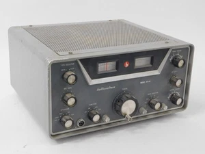 Hallicrafters HT-44 Vintage Ham Radio Transmitter (for restoration) - Zdjęcie 1 z 9