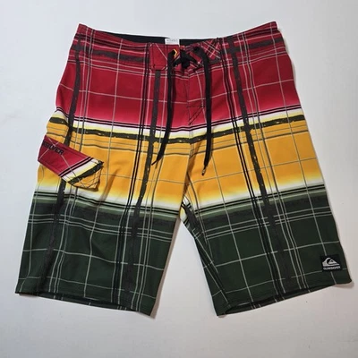 Pantalones cortos de natación Quiksilver Cypher para hombre verde amarillo rojo talla 34 Foto 1 de 4