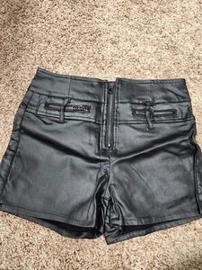 Black Faux Leather shorts sz med NWoT - Picture 1 of 4