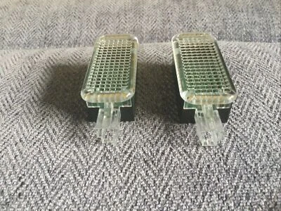 2 x lampada poggiapiedi Audi / Bentley / luce - Immagine 1 di 3