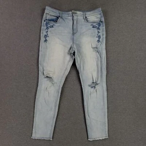 SO High Rise Jegging Size 15 Jeans Floral Embroidered Soft Stretch Denim Light - Picture 1 of 12