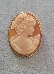 14k Gold Shell Cameo Brooch Pendant Vintage - Picture 1 of 4