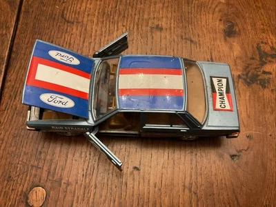ford granada 1/43 Rally Matel Mebetoys - Photo 1/4