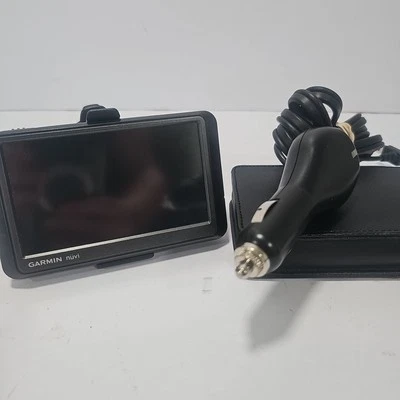 Garmin Nuvi 265 W GPS Bundle Navigation System Unit W/ Car Charger Case Mount  - Image 1 of 4