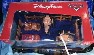  Disney Parks Cars Land Tractor Tipping Playset with Mater and Lighting McQueen