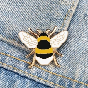 Cute Gold Plated Honey Bumble Bee Metal Enamel Pin Cartoon Style Insect Badge - Picture 1 of 3