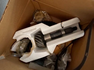 Nuevo kit de piñón de engranaje Ford F150 F250 1988-1991 OEM 4x4, relación 3,54, Dana 44, Limited Foto 1 de 4