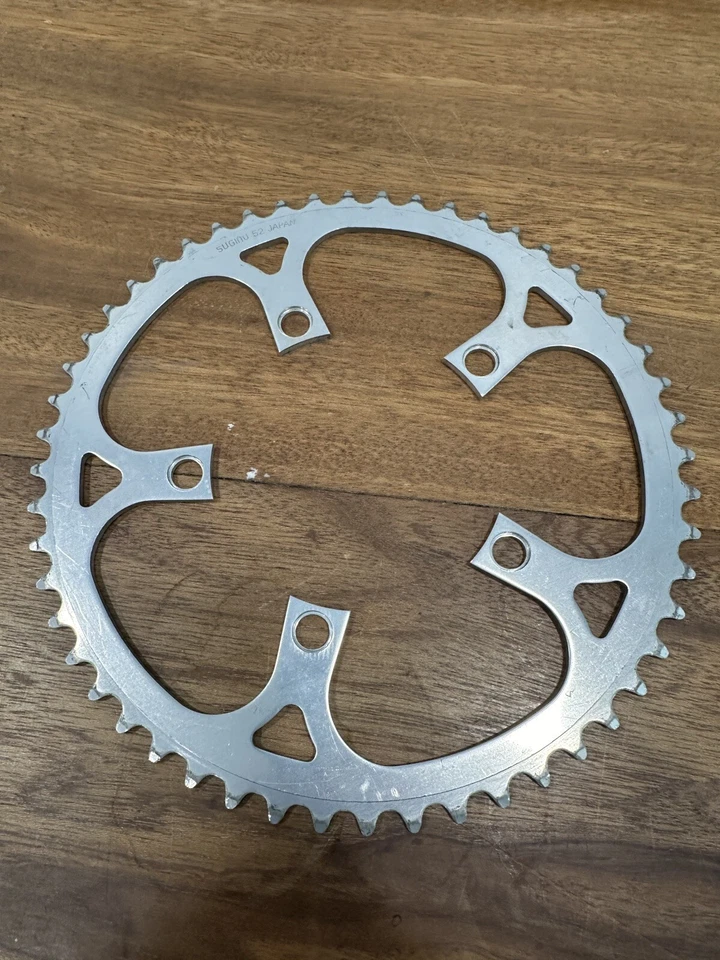 Plato Sugino de colección 52 dientes 110 BCD 52t aleación plata MTB bicicleta de carretera años 80 A4 Foto 1 de 3