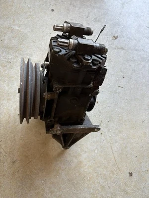 Vintage YORK COMPRESSOR AC FÁBRICA AR Alumínio - Imagem 1 de 3