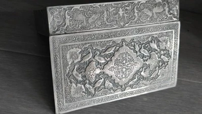Estuche tocador de plata maciza antiguo genuino de Oriente Medio Foto 1 de 4