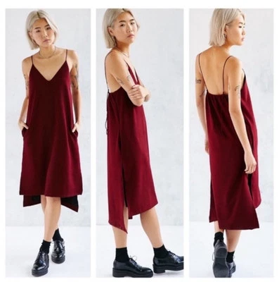 OFERTA DE MUDANZA | Vestido sin mangas polar Martel Urban Outfitters para mujer, talla grande Foto 1 de 4