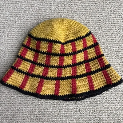 Sombrero Cubo Retro Memorial Day Crochet Cuadros Amarillo Rojo Foto 1 de 4