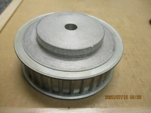 NEW 42AT10/32 TIMING PULLEY, 12 MM PLAIN BORE, 32 TEETH, ALUMINUM, PLAIN BORE. - Picture 1 of 3