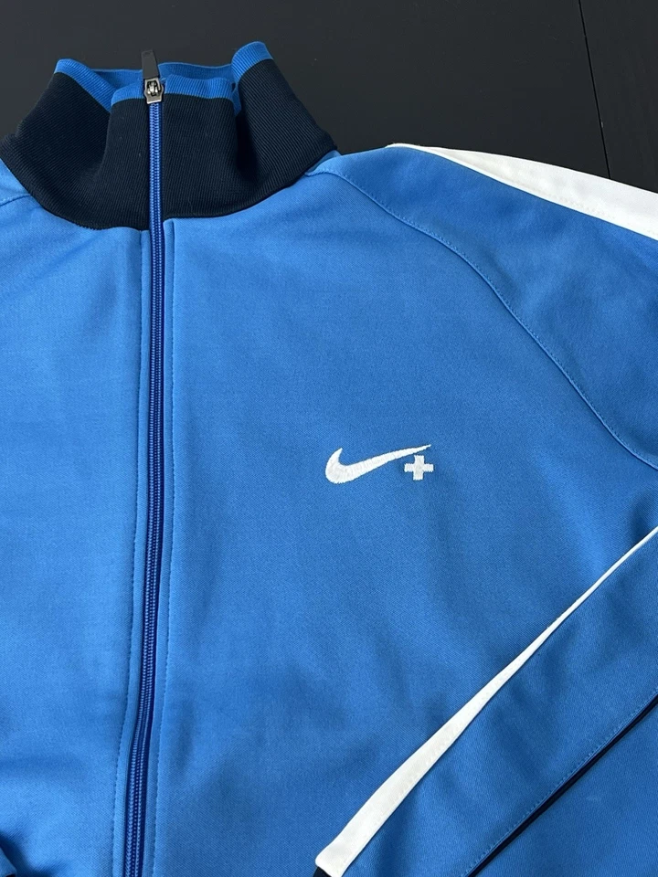 Box Abbigliamento Vintage Uomo / Donna / Misto Firmato / Lotto al Kg / Grado A - Image 1 of 4