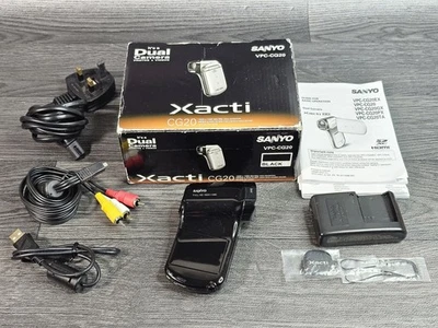 Sanyo Xacti VPC-CG20 Digital Handheld Camcorder- Dual camera Photos and Videos - Image 1 of 4