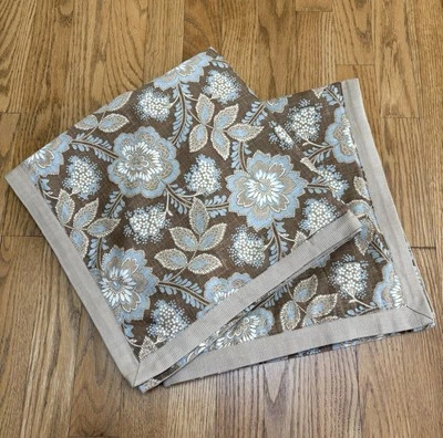 Par de fundas Euro 100 % algodón con borde floral tostado callejón pavo real hechas en EE. UU. Foto 1 de 4