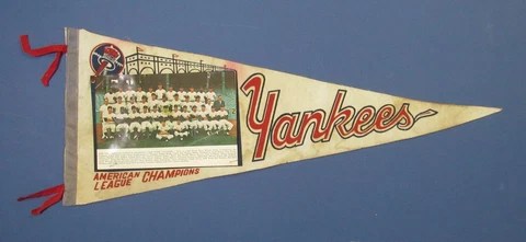 Vintage 1963 New York Yankees 30x12 Felt Pennant with Team Photo Cover