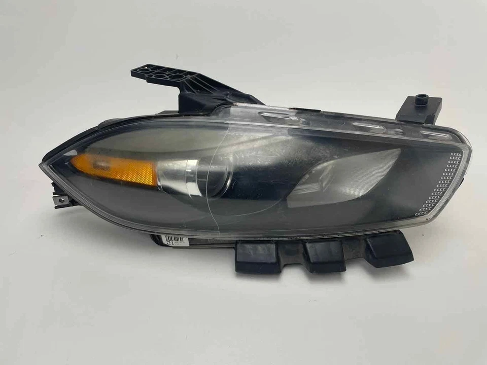 Conjunto de faros diestros 68274624AA PARA DODGE DART 2013-2016 2,4 L ¡Intacto! Foto 1 de 4