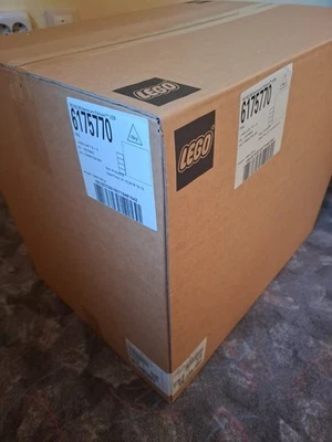 LEGO Star Wars UCS Millennium Falcon 75192 – Brand New Factory Sealed UCS!!! - Image 1 of 3