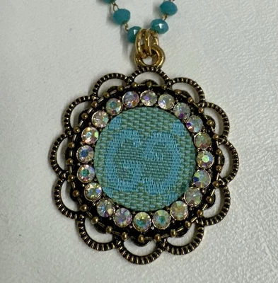 COLLAR SANDRA LING RECICLADO TURQUESA ESTILO ROSARIO CADENA Y TONO DORADO Foto 1 de 4