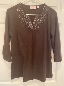 QUACKER FACTORY Sparkle Ruched Split V-Neck T-Shirt ESPRESSO Size SMALL - Bild 1 von 2