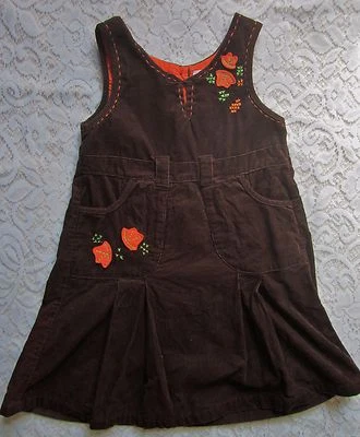 Un adorable jersey de pana marrón otoño "Blueberi Boulevard" ~ talla 6 (sin cinturón) Foto 1 de 4