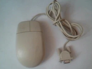 Ratón serie Mitsumi vintage EW4ECM-S3101 9 pines 2 botones - funciona - Imagen 1 de 4