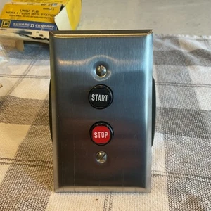 SCHNEIDER ELECTRIC 9001-BF215 Start Stop NEW OLD STOCK - Picture 1 of 3