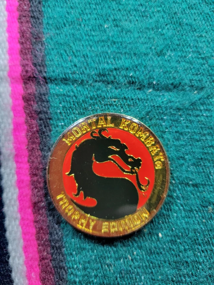 Vintage Mortal Kombat Banhado a Ouro 18k Pog Slammer - Imagem 1 de 4