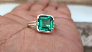 Anillo esmeralda de 6 quilates con corte cojín de 6 quilates creado en laboratorio para hombre/mujer - Imagen 1 de 6