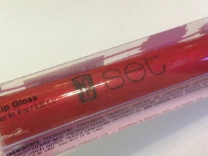 NEW NP BY NAPOLEON PERDIS SET LIPGLOSS LIP GLOSS ST JOHN RED SHIMMER BRIGHT - Picture 1 of 4