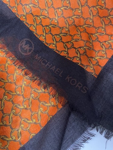Sciarpa scialle Michael Kors vintage avvolgente autunno arancione marrone oro catena modello maglia