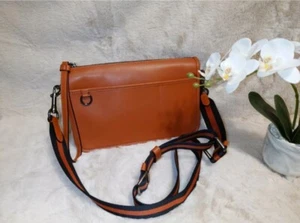 Coach Heritage Convertible Crossbody Wristet Pouch Terracotta C1592/New with tag - Picture 1 of 6