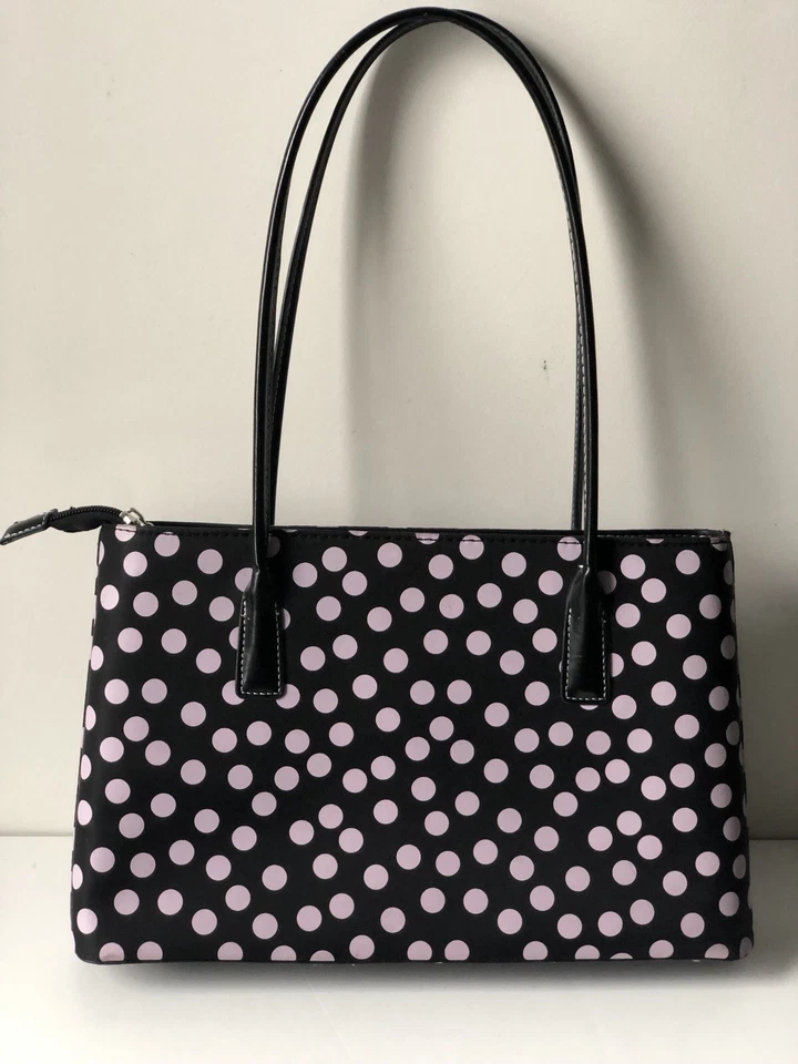 Bolso de hombro mediano Kate Spade New York negro y lila lunares Foto 1 de 4